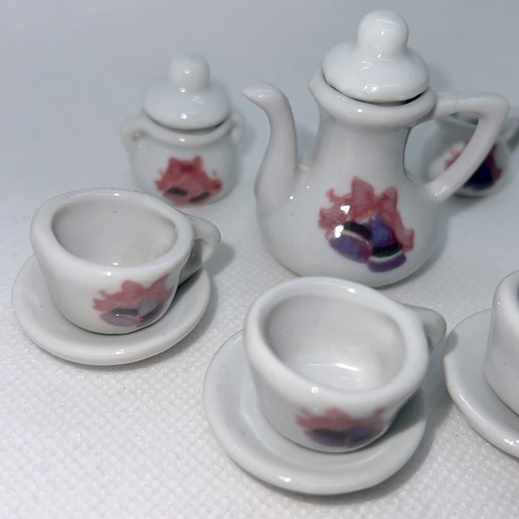 VINTAGE MINIATURE CERAMIC TEA SET BELLS AND RIBBONS - Picture 4 of 10